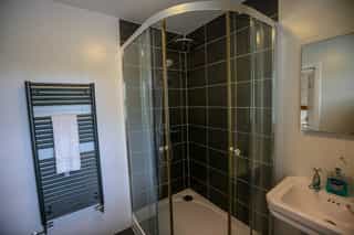 A bathroom at Castle View Lodge