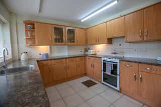 The kitchen at Castle View Lodge