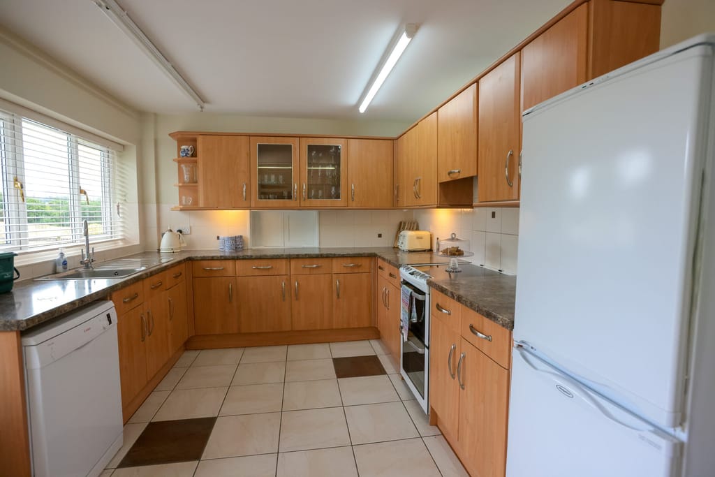 The kitchen at Castle View Lodge
